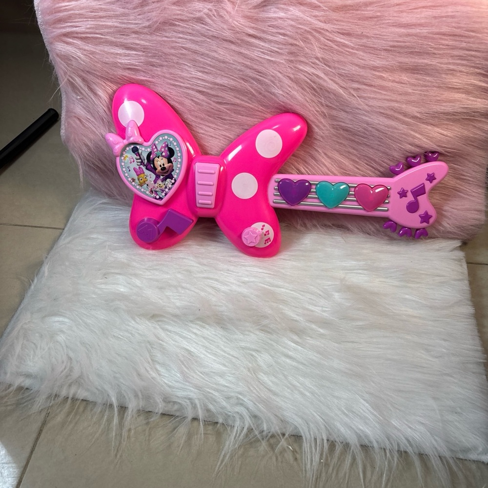 Minnie Mouse Pink Butterfly Guitar Toy with Heart, Disney Minnie Mouse Guitar